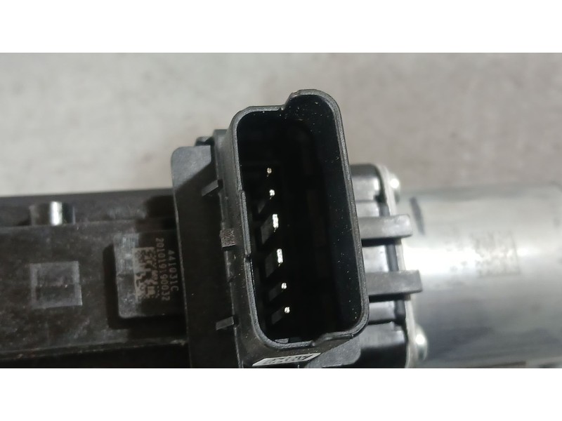 Recambio de motor elevalunas delantero derecho para kia niro i (de) 1.6 gdi hybrid referencia OEM IAM   