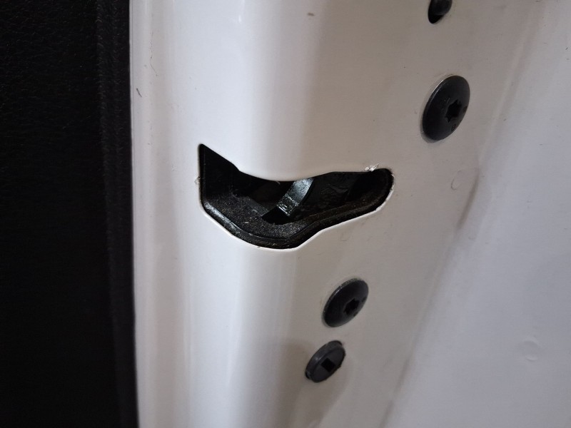 Recambio de cerradura puerta delantera derecha para citroën jumpy iii furgoneta (v_) 1.5 bluehdi 100 referencia OEM IAM 98084140