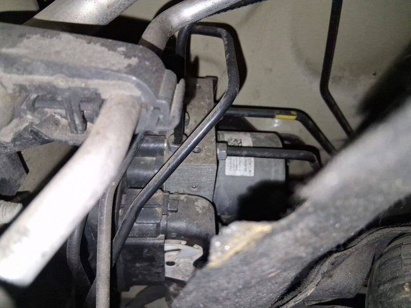 Recambio de abs para citroën jumpy iii furgoneta (v_) 1.5 bluehdi 100 referencia OEM IAM 1618104380  