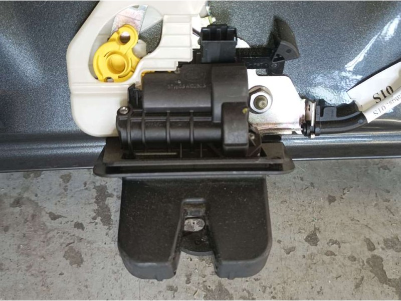 Recambio de cerradura maletero / porton para audi q7 (4m) 3.0 tdi quattro referencia OEM IAM 4M0827506D  