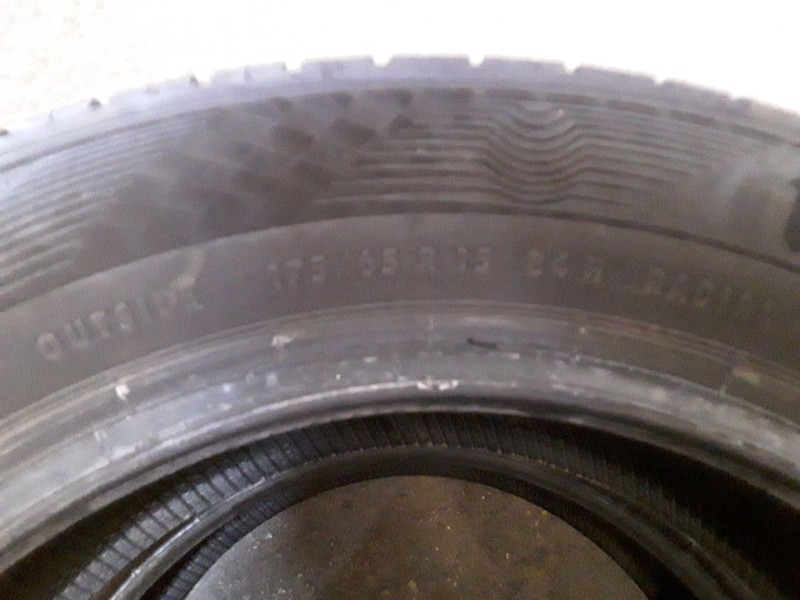 Recambio de neumatico pareja para neumaticos reutilizados - referencia OEM IAM 175651584H MIDAS 175/65/15/84H