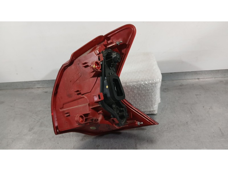 Recambio de piloto trasero izquierdo exterior para peugeot 3008 i monospace (0u_) 2.0 hdi 150 / bluehdi 150 referencia OEM IAM 6