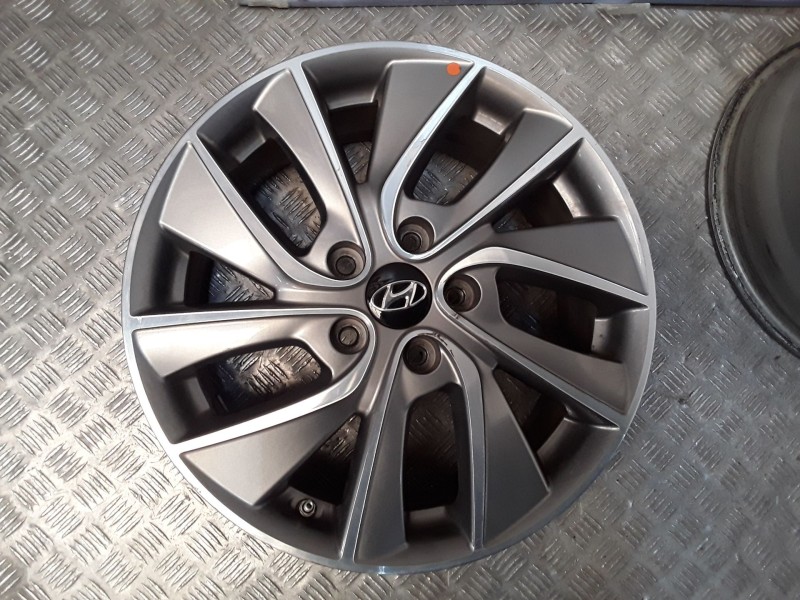 Recambio de juego llantas aluminio para hyundai i30 fastback (pde, pden) 1.0 t-gdi referencia OEM IAM 7X17 5 TORN ET53 ALUMINIO 