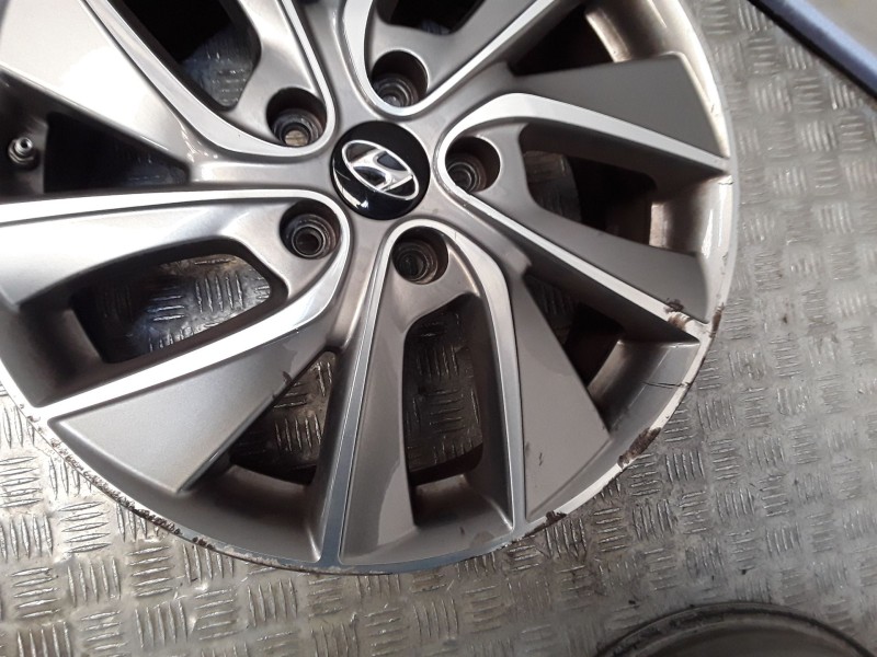 Recambio de juego llantas aluminio para hyundai i30 fastback (pde, pden) 1.0 t-gdi referencia OEM IAM 7X17 5 TORN ET53 ALUMINIO 