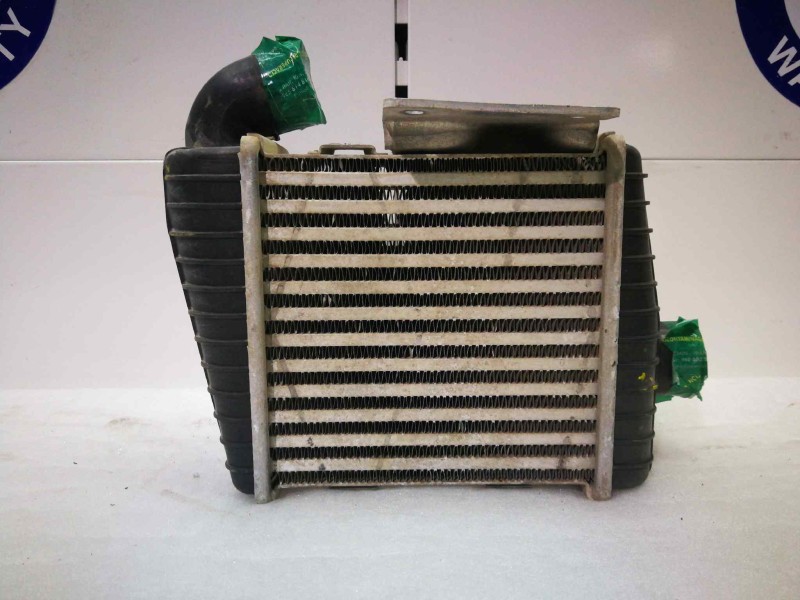 Recambio de intercooler para hyundai elantra (xd) 2.0 crdi cat referencia OEM IAM 8827027010  