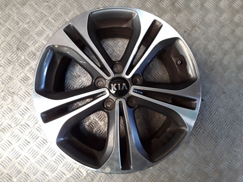 Recambio de llanta aluminio para kia cee´d sportswagon (jd) 1.6 crdi 136 referencia OEM IAM 7X17 5 TORN ET53 ALUMINIO 