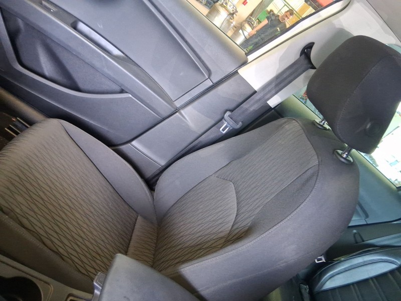 Recambio de asiento delantero derecho para seat leon st (5f8) 1.2 tsi referencia OEM IAM   