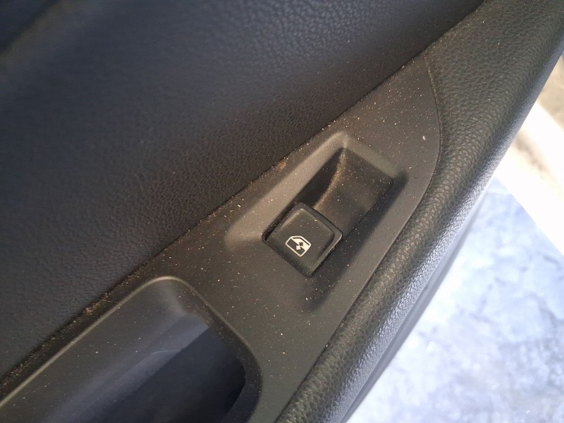 Recambio de mando elevalunas trasero izquierdo para seat leon st (5f8) 1.2 tsi referencia OEM IAM 5G0959855SIHA  