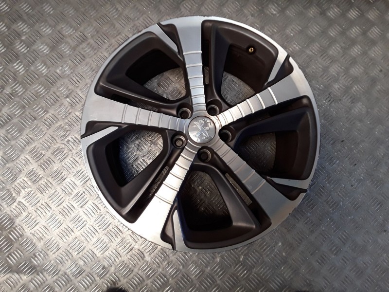 Recambio de llanta aluminio para peugeot 308 ii (lb_, lp_, lw_, lh_, l3_) 1.6 gt 205 referencia OEM IAM 8X18 5 TORN ET48 ALUMINI