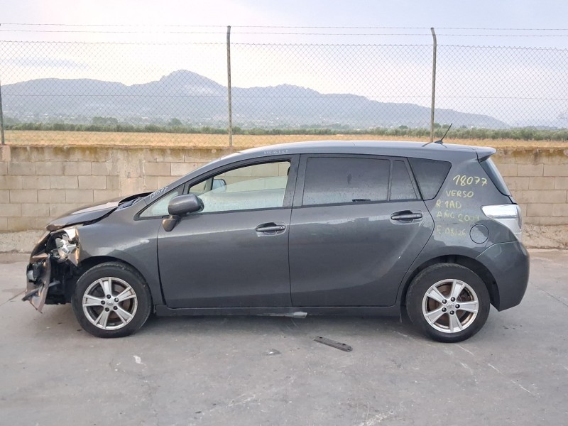 toyota verso (_r2_) del año 2009