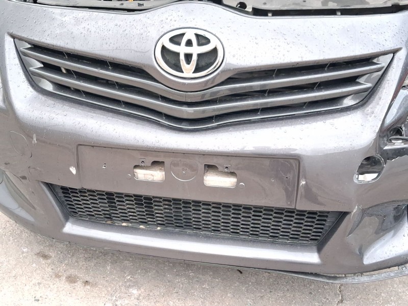 Recambio de rejilla delantera para toyota verso (_r2_) 2.0 d-4d (aur20_) referencia OEM IAM 531110F903  