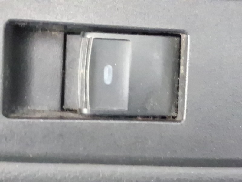 Recambio de mando elevalunas trasero derecho para toyota verso (_r2_) 2.0 d-4d (aur20_) referencia OEM IAM 8481005070  