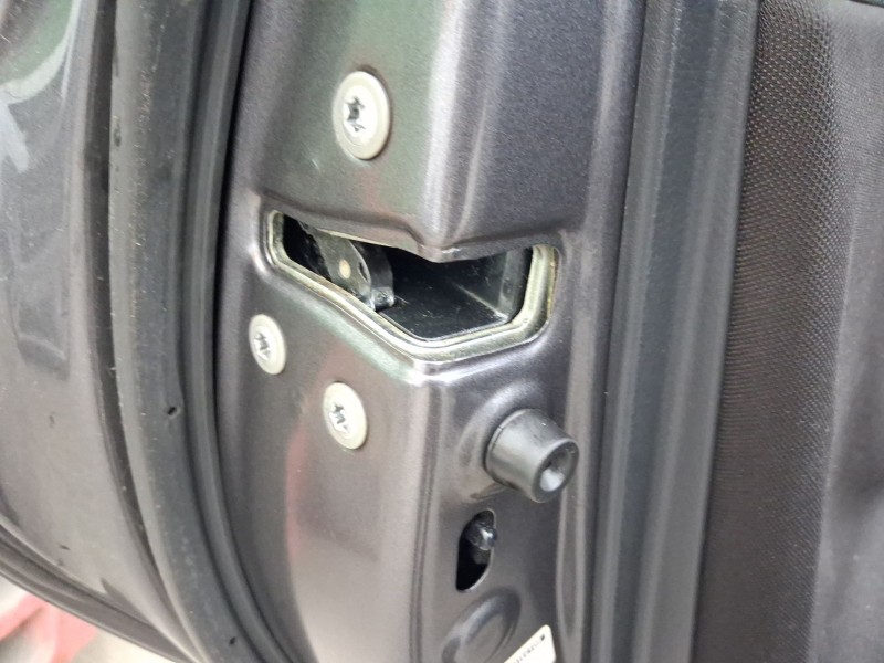 Recambio de cerradura puerta trasera izquierda para toyota verso (_r2_) 2.0 d-4d (aur20_) referencia OEM IAM 690600F031  