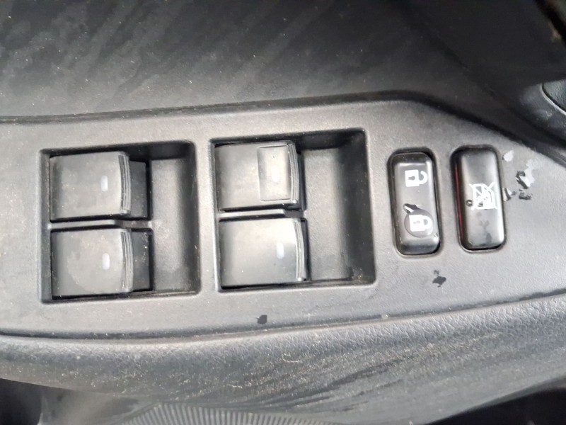 Recambio de mando elevalunas delantero izquierdo para toyota verso (_r2_) 2.0 d-4d (aur20_) referencia OEM IAM 8404005060  