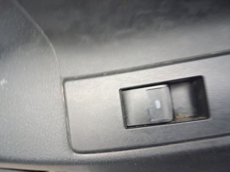 Recambio de mando elevalunas trasero izquierdo para toyota verso (_r2_) 2.0 d-4d (aur20_) referencia OEM IAM 8481005070  