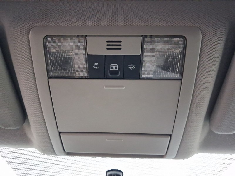 Recambio de luz interior para toyota verso (_r2_) 2.0 d-4d (aur20_) referencia OEM IAM 812600F084B0  