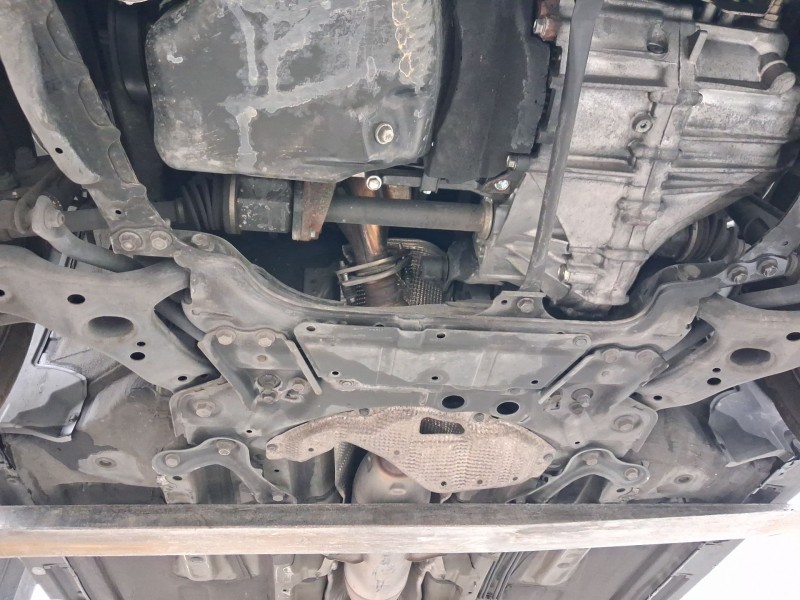 Recambio de puente delantero para toyota verso (_r2_) 2.0 d-4d (aur20_) referencia OEM IAM 5120102102  