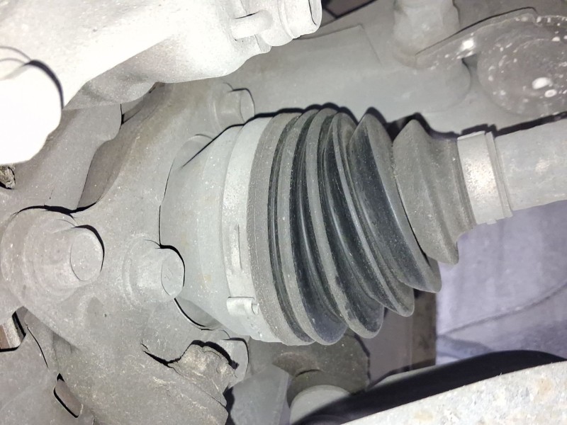 Recambio de transmision delantera derecha para toyota verso (_r2_) 2.0 d-4d (aur20_) referencia OEM IAM 434100F071  