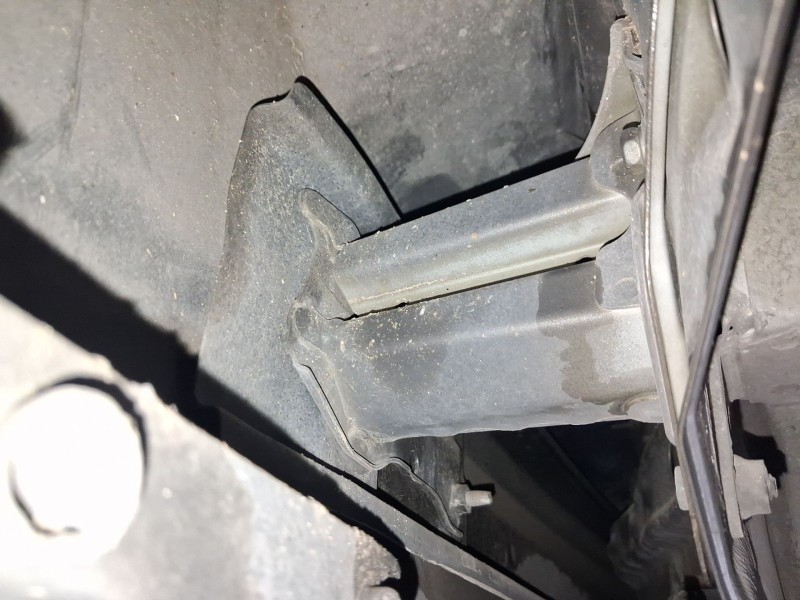 Recambio de refuerzo paragolpes trasero para toyota verso (_r2_) 2.0 d-4d (aur20_) referencia OEM IAM 5202302140  