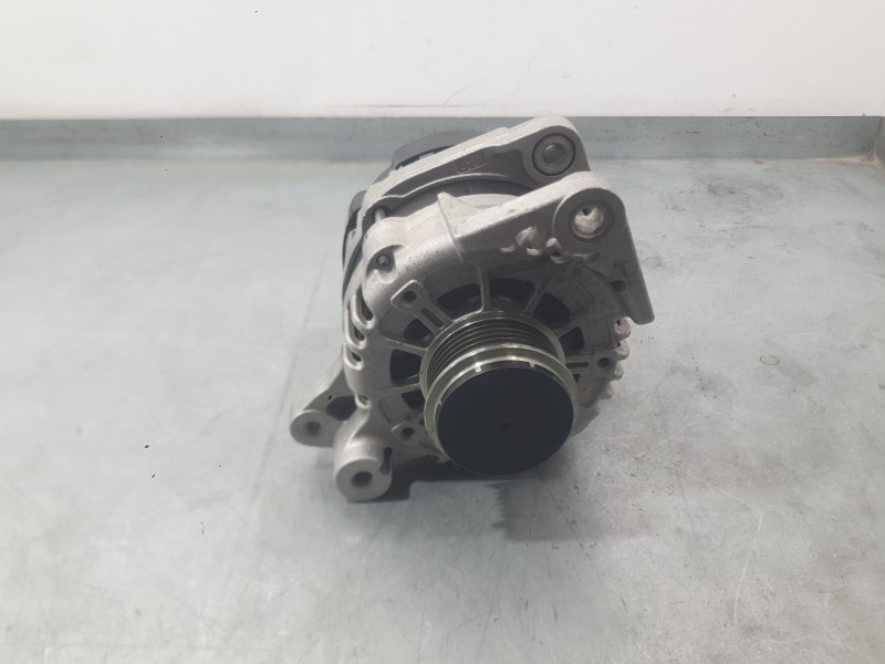 Recambio de alternador para hyundai i20 ii (gb, ib) 1.0 t-gdi referencia OEM IAM 3730004200  