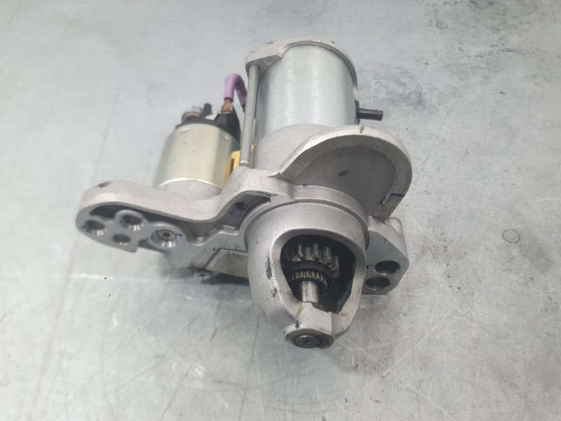 Recambio de motor arranque para dacia sandero iii 1.0 tce 90 eco-g referencia OEM IAM 233008820R  