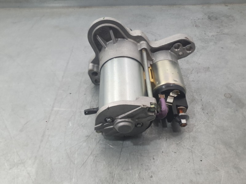 Recambio de motor arranque para dacia sandero iii 1.0 tce 90 eco-g referencia OEM IAM 233008820R  