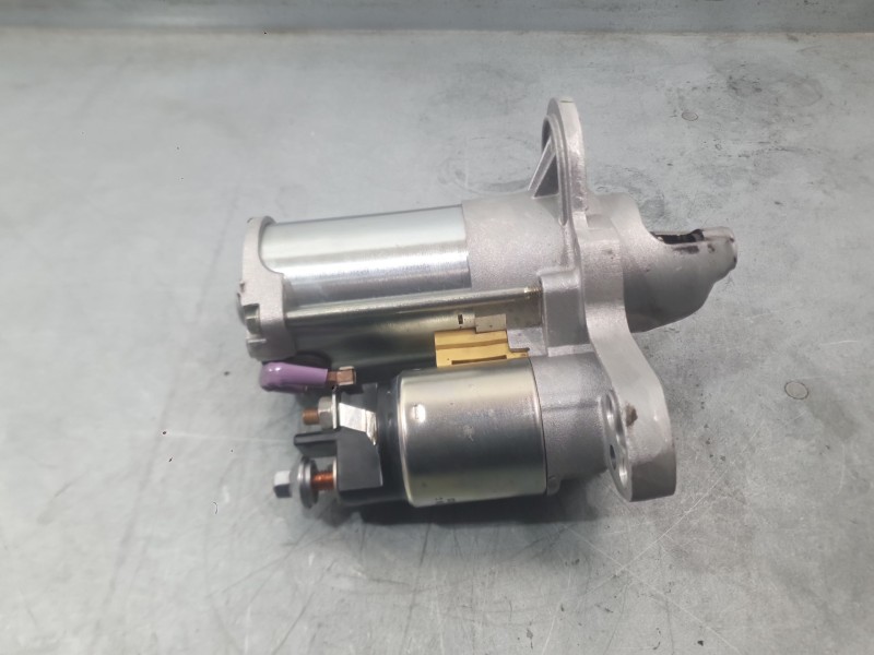 Recambio de motor arranque para dacia sandero iii 1.0 tce 90 eco-g referencia OEM IAM 233008820R  