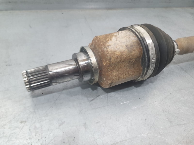 Recambio de transmision delantera izquierda para dacia sandero iii 1.0 tce 90 eco-g referencia OEM IAM 391011411R  
