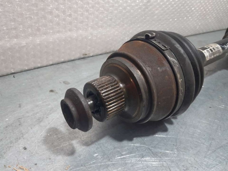 Recambio de transmision delantera derecha para audi a4 ber. (b8) básico referencia OEM IAM 8K0407271Q  