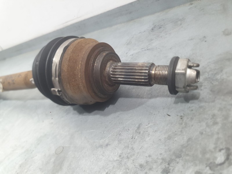 Recambio de transmision delantera izquierda para dacia sandero iii 1.0 tce 90 eco-g referencia OEM IAM 391011411R  