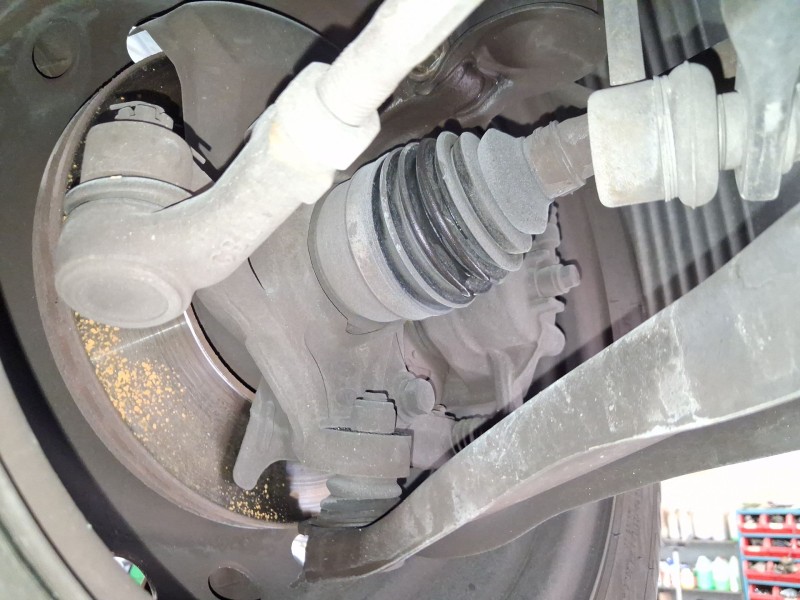 Recambio de mangueta delantera izquierda para hyundai i20 ii (gb, ib) 1.2 referencia OEM IAM 51715C8000  