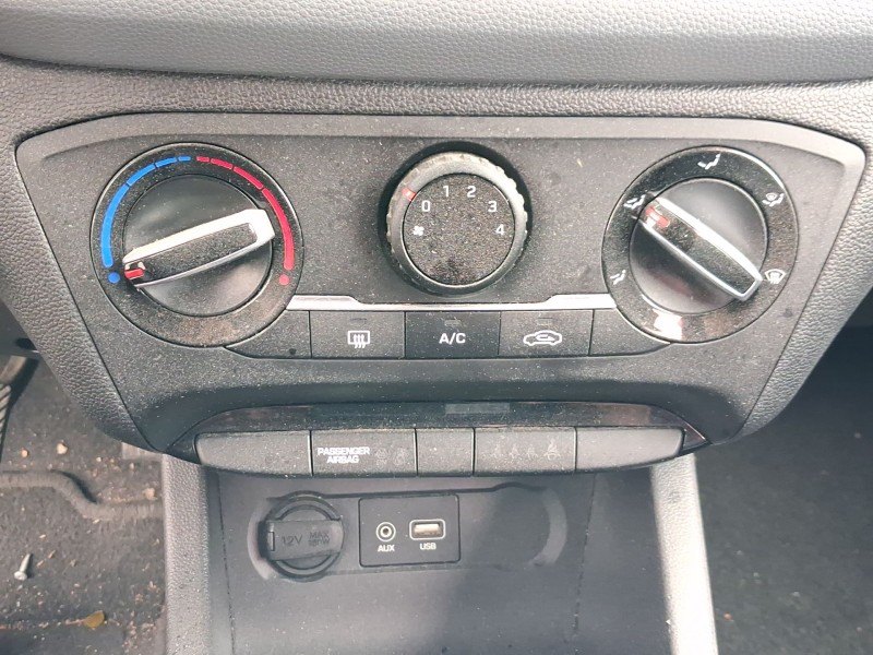Recambio de mando calefaccion / aire acondicionado para hyundai i20 ii (gb, ib) 1.2 referencia OEM IAM   