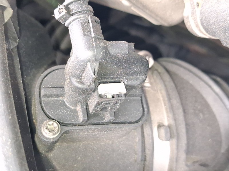 Recambio de caudalimetro para bmw 1 (f21) 116 d referencia OEM IAM 13628506408  