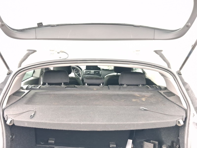 Recambio de bandeja trasera para bmw 1 (f21) 116 d referencia OEM IAM 51467271849  