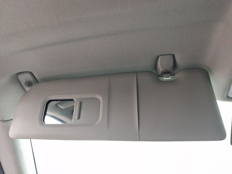Recambio de parasol izquierdo para bmw 1 (f21) 116 d referencia OEM IAM 51447319153  
