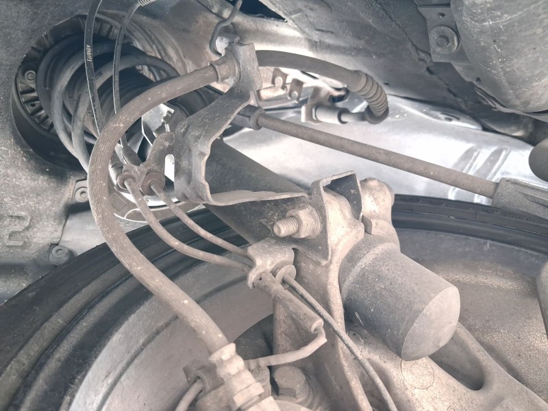 Recambio de amortiguador delantero izquierdo para bmw 1 (f21) 116 d referencia OEM IAM 31316873721  