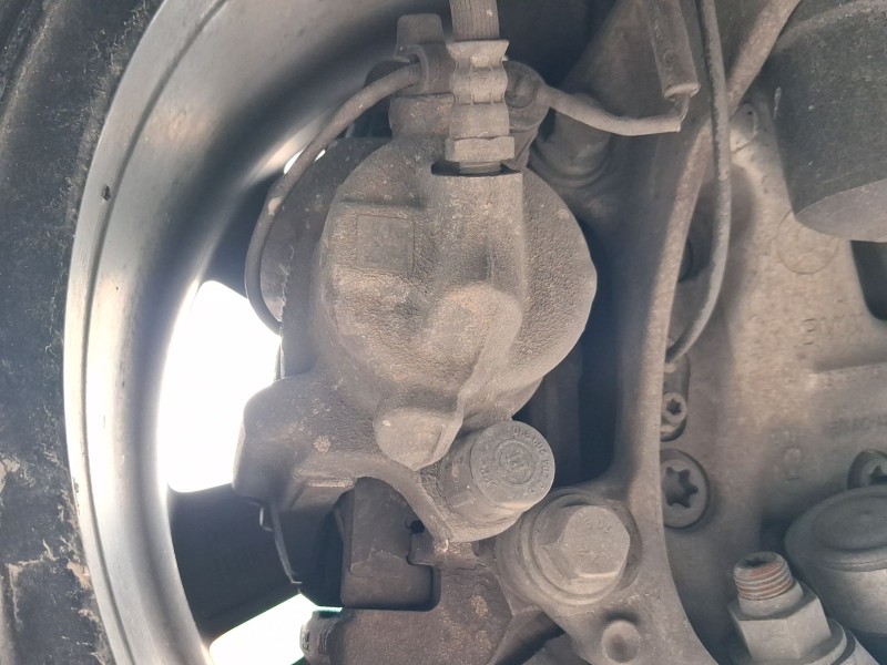 Recambio de pinza freno delantera izquierda para bmw 1 (f21) 116 d referencia OEM IAM   