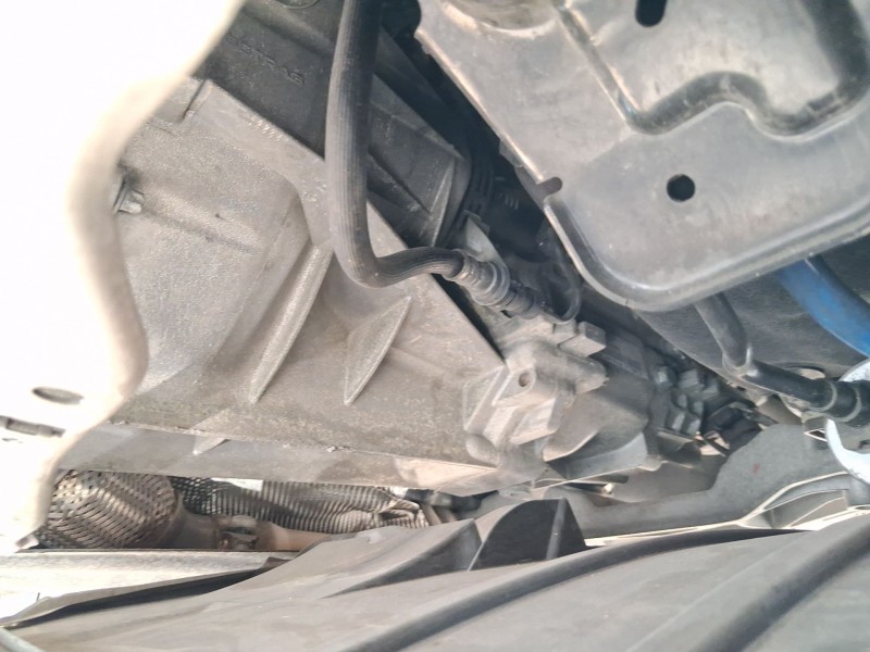 Recambio de caja cambios para bmw 1 (f21) 116 d referencia OEM IAM 610983 23008610983 23007600988