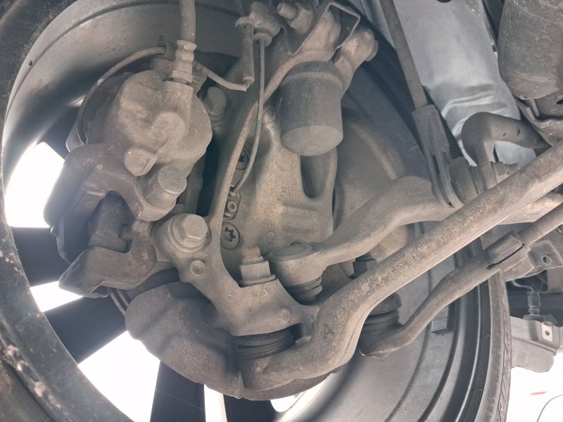 Recambio de mangueta delantera izquierda para bmw 1 (f21) 116 d referencia OEM IAM 31216792285  