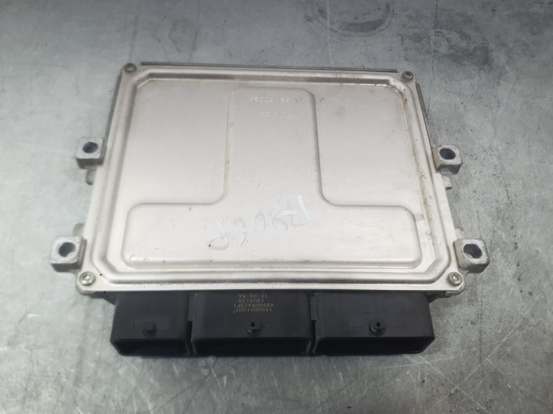 Recambio de centralita motor uce para renault clio iv (bh_) 0.9 tce 90 referencia OEM IAM 237104736R  