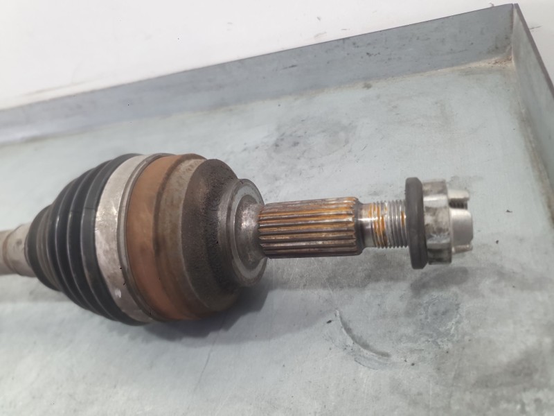 Recambio de transmision delantera derecha para renault clio iv (bh_) 0.9 tce 90 referencia OEM IAM 391009101R 391008834R 