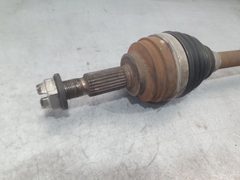 Recambio de transmision delantera izquierda para renault clio iv (bh_) 0.9 tce 90 referencia OEM IAM 391017355R 391011305R 
