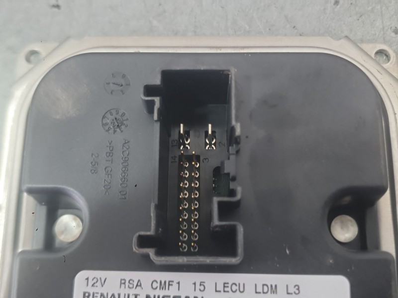 Recambio de centralita faro para renault clio iv (bh_) 0.9 tce 90 referencia OEM IAM  DERECHA 