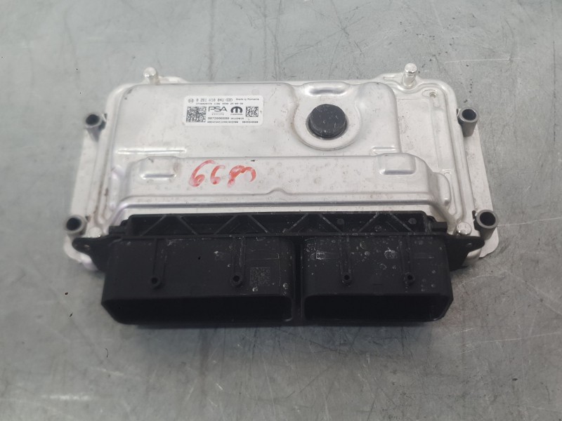 Recambio de centralita motor uce para jeep avenger (j2) electric referencia OEM IAM 9847886880  