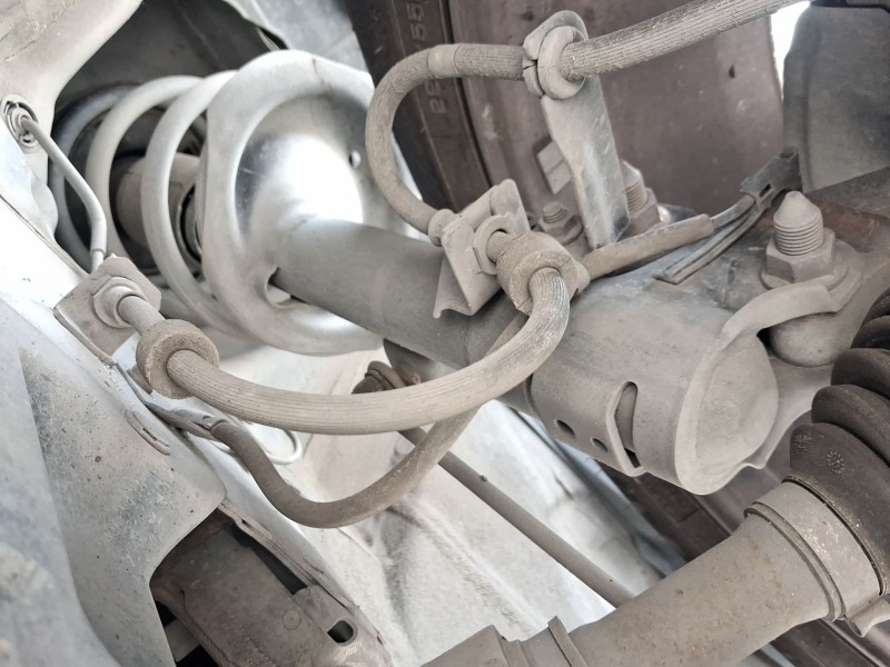 Recambio de amortiguador delantero izquierdo para mitsubishi outlander ii van (cw_w) di-d 4wd (cw1w) referencia OEM IAM 4060A173