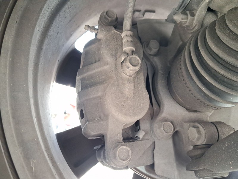 Recambio de pinza freno delantera derecha para mitsubishi outlander ii van (cw_w) di-d 4wd (cw1w) referencia OEM IAM MR370776  