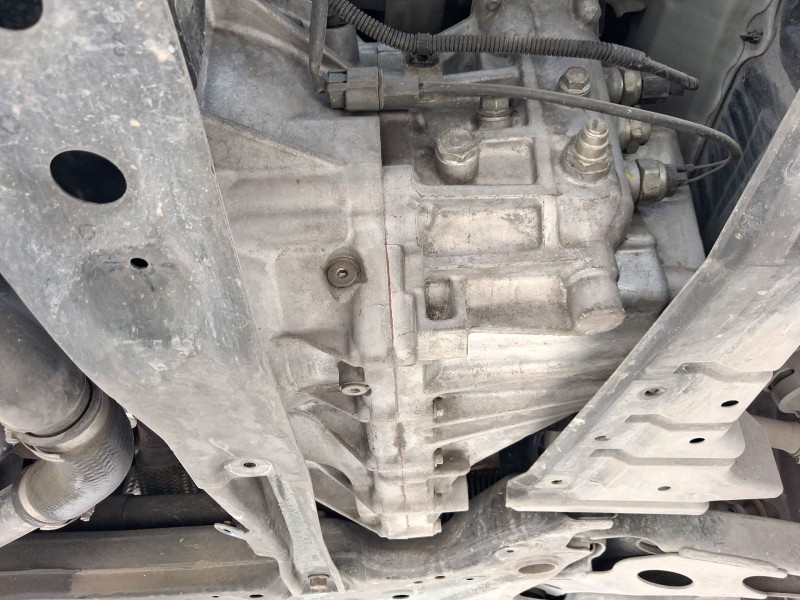 Recambio de caja cambios para mitsubishi outlander ii van (cw_w) di-d 4wd (cw1w) referencia OEM IAM 2500A247  