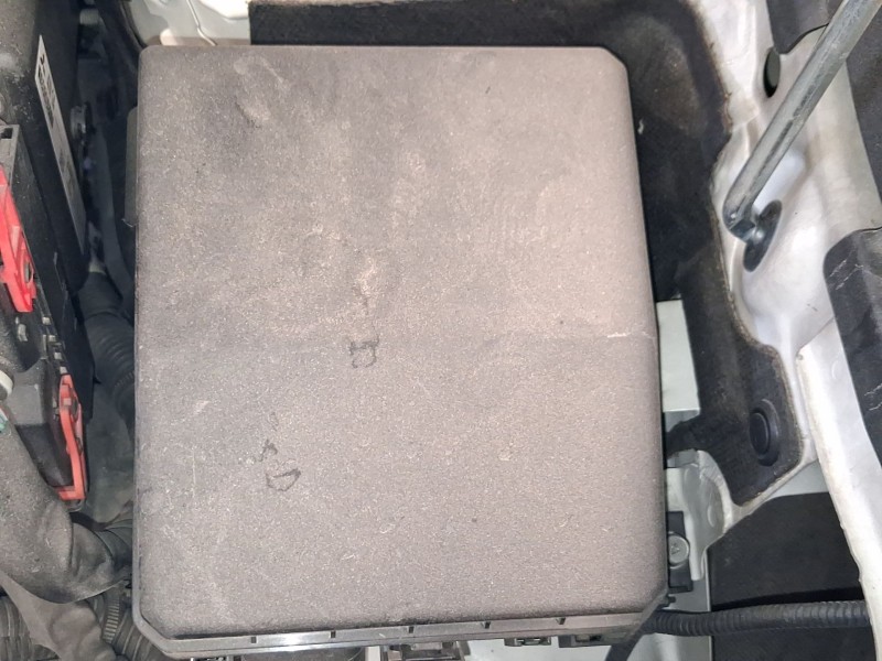 Recambio de caja fusibles izquierda para mitsubishi outlander ii van (cw_w) di-d 4wd (cw1w) referencia OEM IAM 8565A030  