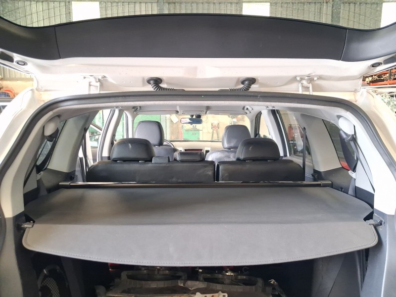 Recambio de bandeja trasera para mitsubishi outlander ii van (cw_w) di-d 4wd (cw1w) referencia OEM IAM 7237A023HA  