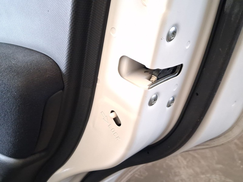 Recambio de cerradura puerta trasera derecha para mitsubishi outlander ii van (cw_w) di-d 4wd (cw1w) referencia OEM IAM MN145876
